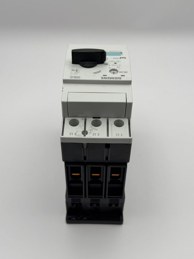 Фото лота 3RV1031-4AA10 от продавца №41381