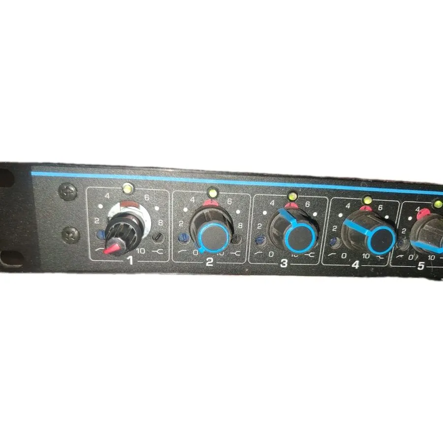 Микрофон Shure SCM810 8-Channel Automatic Microphone Mixer ( )