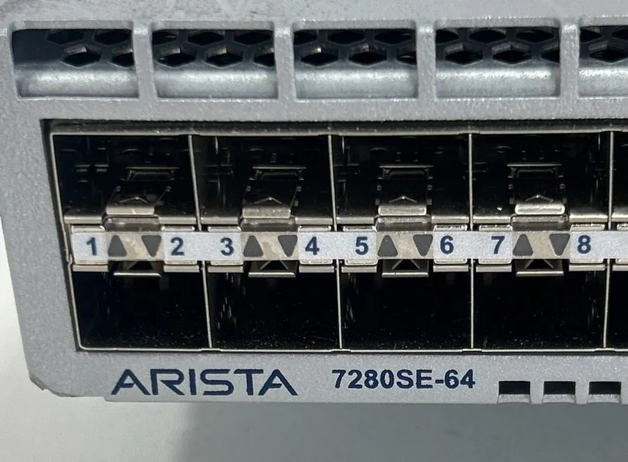 Коммутатор Arista DCS-7280SE-64 48-Port 10G SFP+ 4-Port QSFP Network Switch
