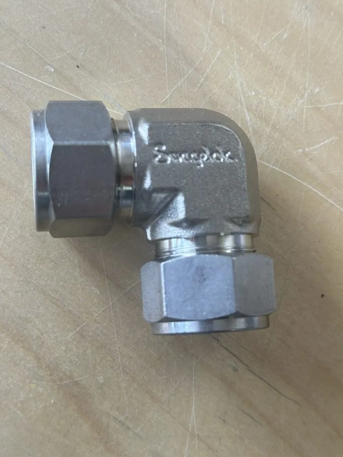 Фитинг Swagelok SS-1210-9 Stainless Steel Swagelok Tube Fitting FNSP