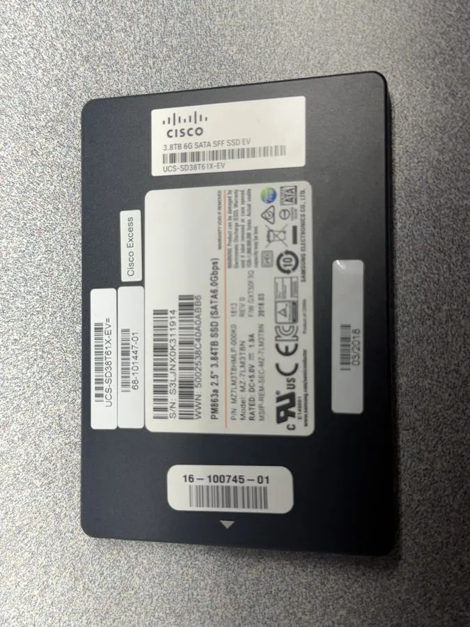 SSD-накопитель Samsung PM863a 3.84TB 2.5" SSD SATA III Hard Drive MZ-7LM3T8N MZ7