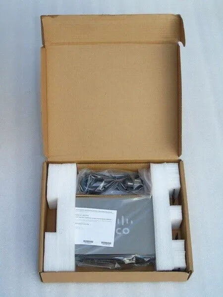 Коммутатор CISCO MODEL SG92-24 COMPACT 24-PORT GIGABIT NETWORK SWITCH