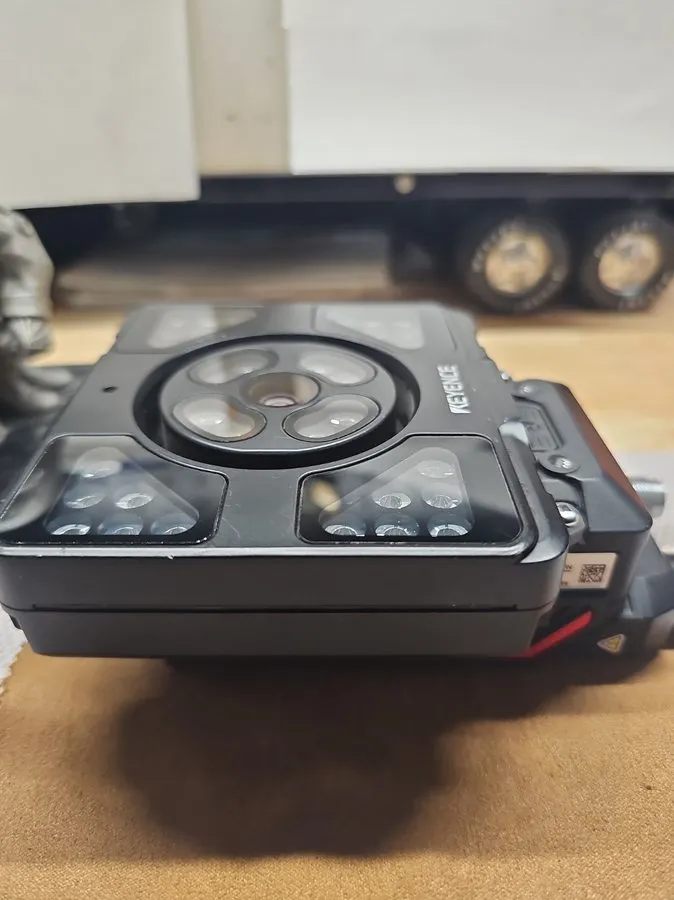Камера машинного зрения Keyence IV4-600CA + IV4-L6C Camera Vision Sensor Kit Rea — фото лота 2