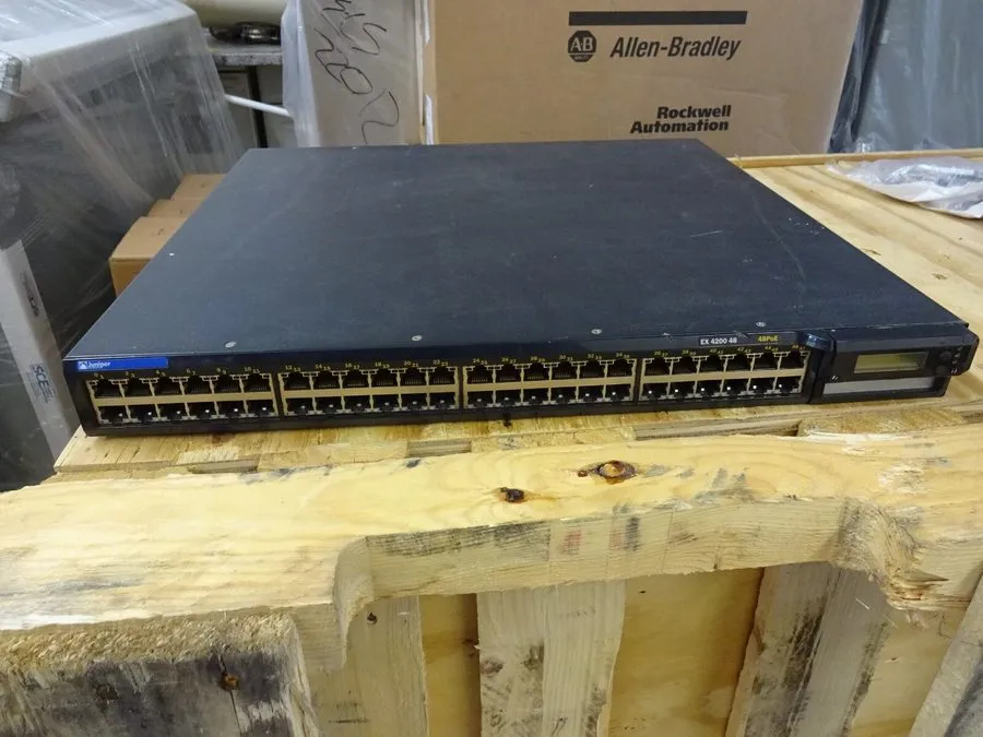 Коммутатор JUNIPER NETWORKS EX-4200-48P / -PORT PoE SWITCH