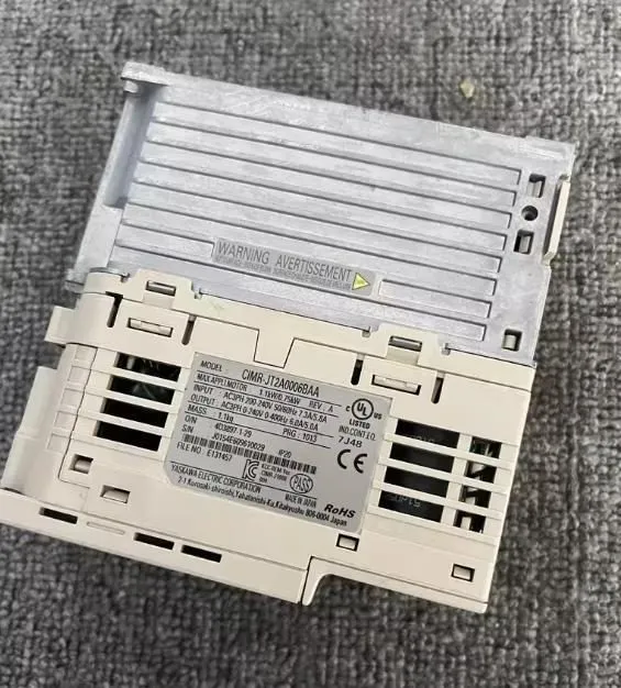 Частотный преобразователь Yaskawa Inverter CIMR-JT2A0006BAA J1000 1.1KW/0.75KW 2