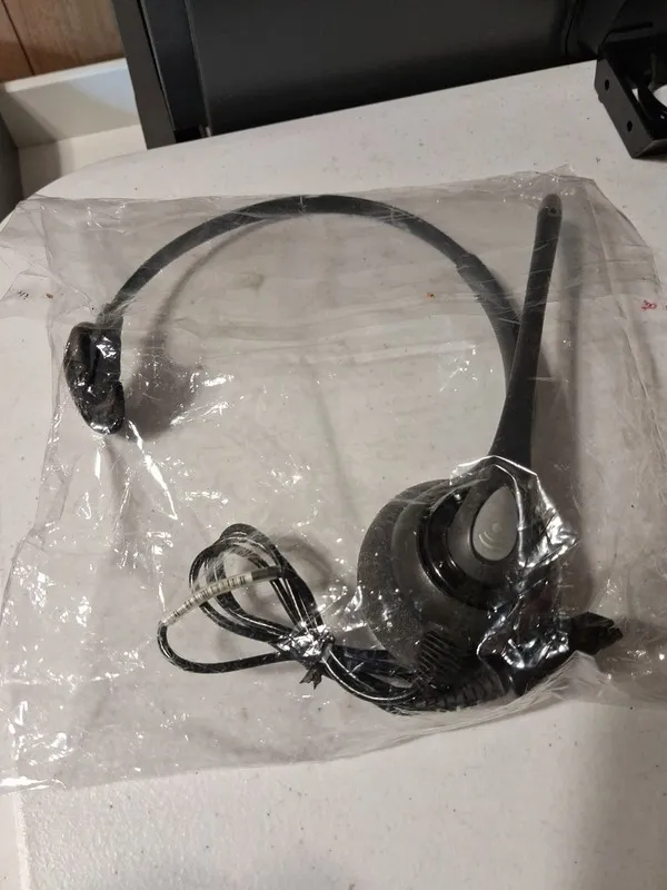 VoIP-шлюз Plantronics SupraPlus HW261N Binaural Noise-Canceling QD Headset