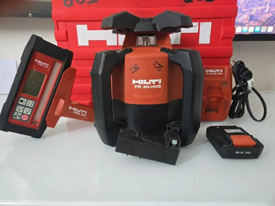 Геодезический прибор Hilti PR 30-HVS A12 Rotating Laser Level With 1 Batteries,