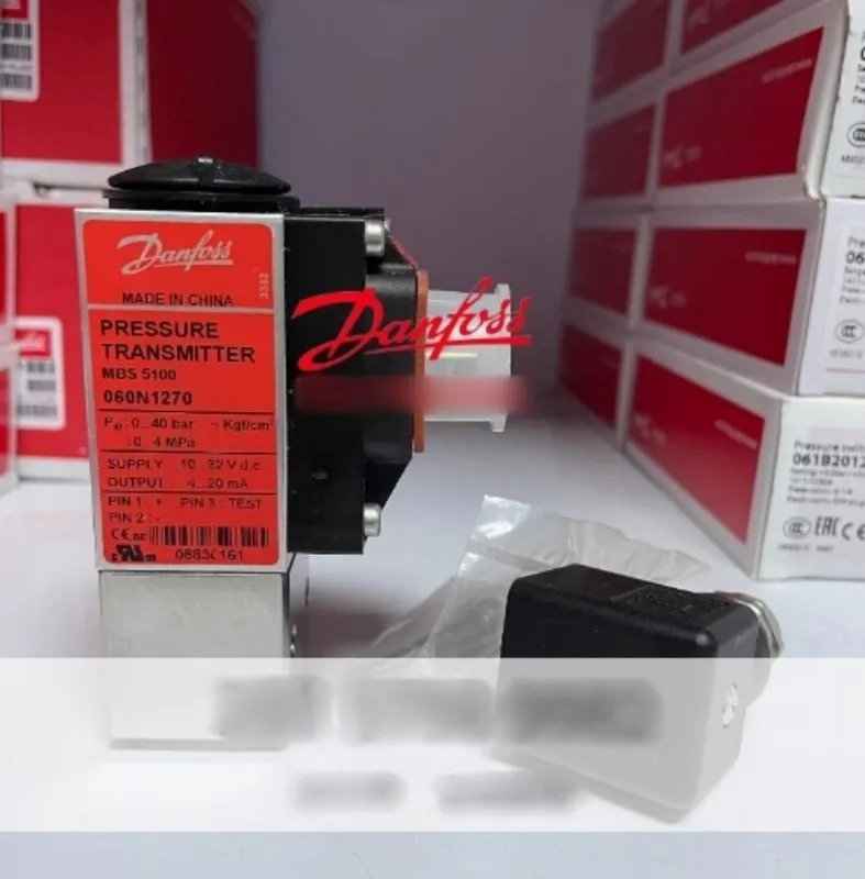 Датчик давления Danfoss 060N1270 pressure transmitter UPS