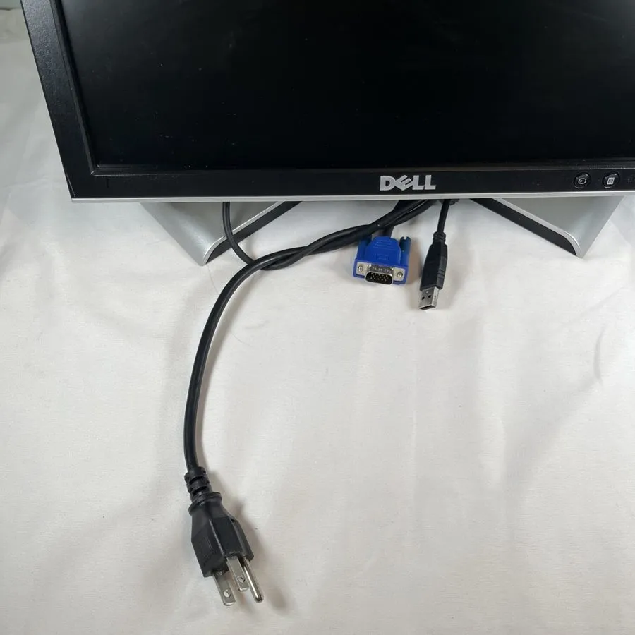 Монитор Dell UltraSharp 1708FPt 17" Swivel LCD Monitor With DVI, VGA, 4 USB No S — фото лота 2