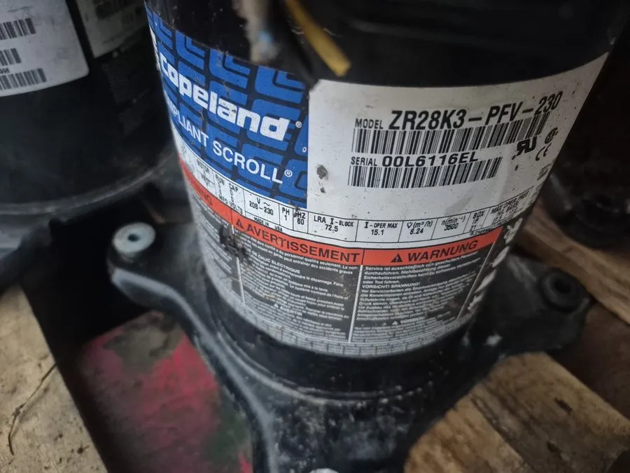 Компрессор Copeland 2.5 Ton Scroll Compressor ZR28K3-PFV-230 — фото лота 1