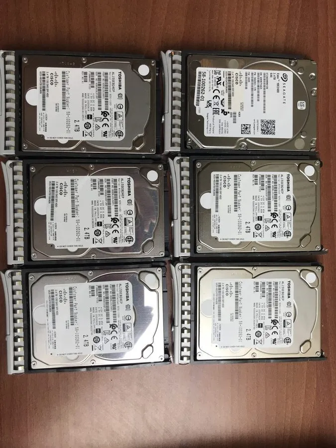 Жёсткий диск Toshiba AL15SEB24EP 2.4TB 10K 12G SAS 2.5" Enterprise HDD 4Kn 4096 — фото лота 1
