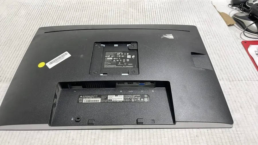 Монитор HP EliteDisplay E242 24" IPS WUXGA 1920x1200 HDMI DP VGA M1P02A 2016 — фото лота 1