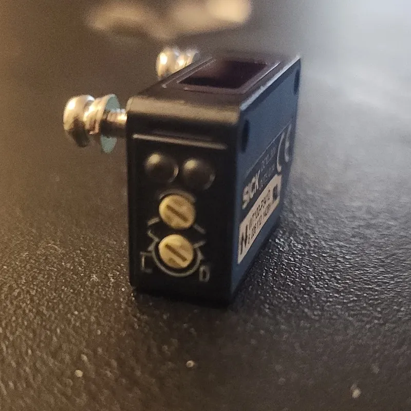 Фотоэлектрический датчик SICK 6026112, WT100-P3410, Miniature photoelectric sens — фото лота 2