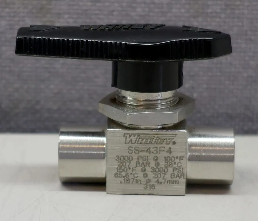 Клапан Swagelok Whitey SS-43F4 Stainless Steel Ball Valve