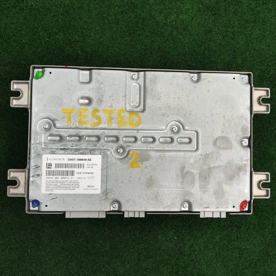 Усилитель 13-16 LINCOLN MKS MKZ AMPLIFIER AMP AUDIO STEREO RADIO SYSTEM DA5T-18B — фото лота 1