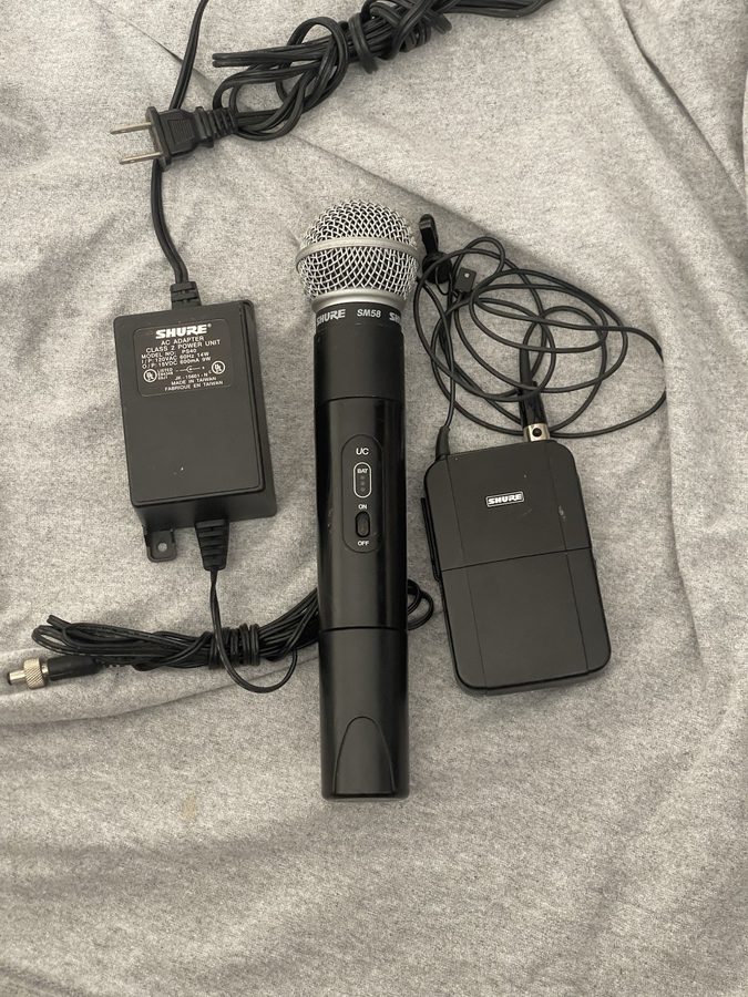Радиосистема Shure UC4-UA Wireless Microphone Receiver Frq 782-806 MHz w Adaptor — фото лота 2