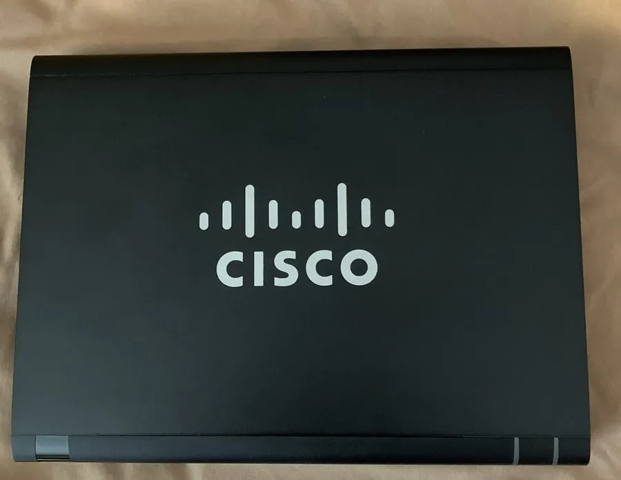 Коммутатор Cisco Edge 340 Series CS-E340 Digital Media Player HDMI VGA USB