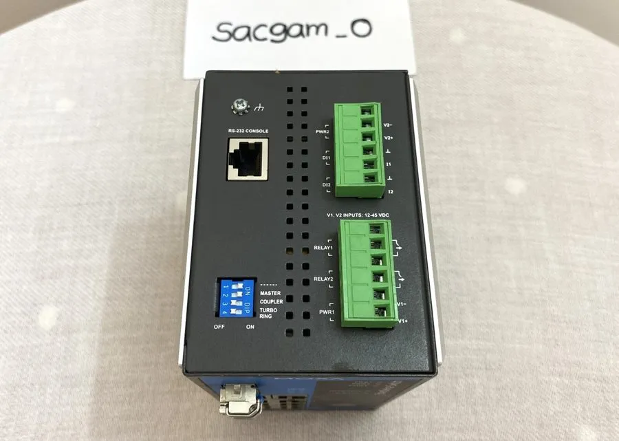 IIoT-устройство MOXA EDS-510A-1GT2SFP Industrial Ethernet Switch — фото лота 3