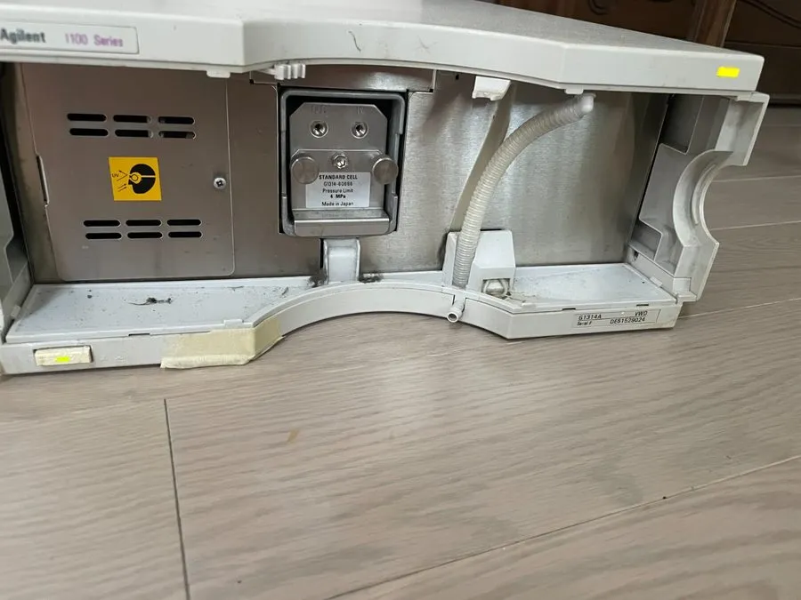 Хроматограф HP/Agilent 1100 HPLC System Pump Autosampler G1314A VWD Detector #18