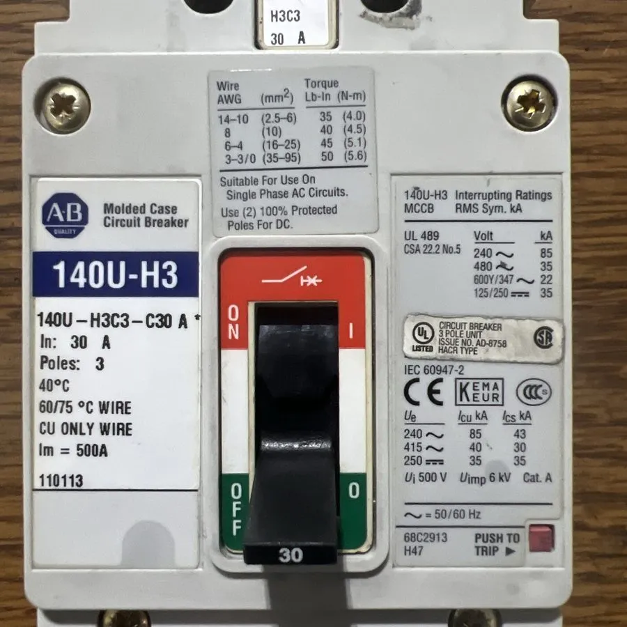 Автоматический выключатель Allen Bradley 140U-H3C3-C30 Molded Case Circuit Break — фото лота 1