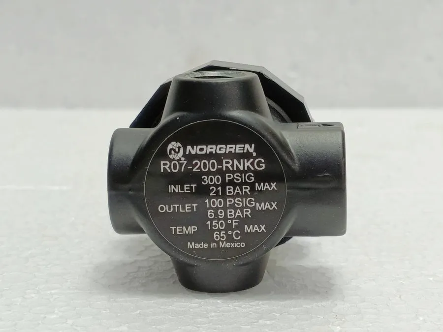 Трубопроводная арматура Norgren R07-200-RNKG Pneumatic Pressure Regulator with G — фото лота 1