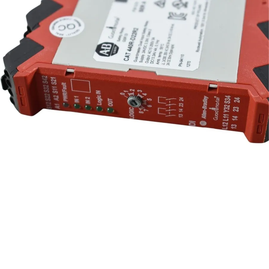 Реле безопасности Allen Bradley 440R-D22R2 Safety Relay GuardMaster GSR DI 24VDC
