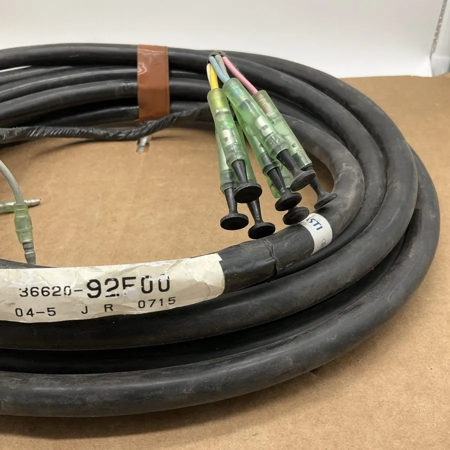 Жгут проводов Suzuki Outboard Main Wiring Harness 36620-92E00 — фото лота 2