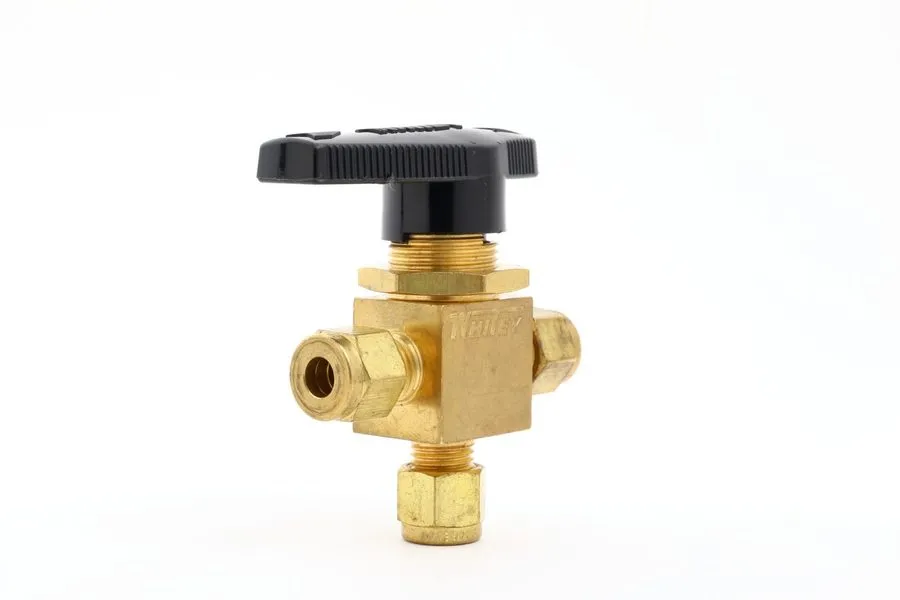 Клапан Swagelok B-43XS4 Brass 40 Series 3-Way Ball Valve FNSP