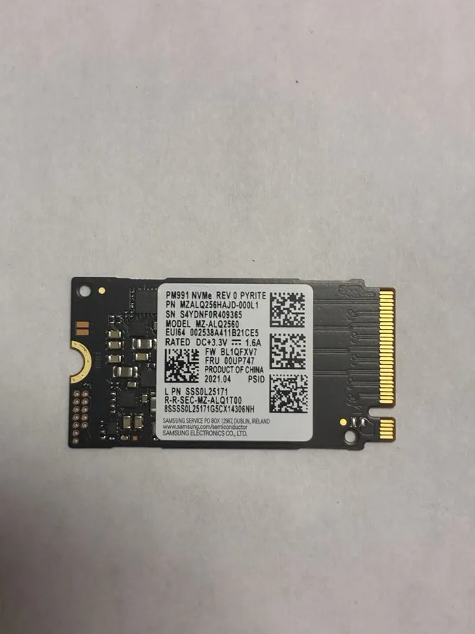 SSD-накопитель Samsung PM991 256GB M.2 NVMe SSD MZALQ256HAJD