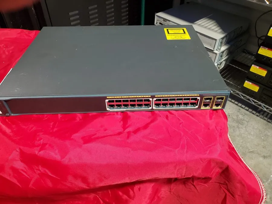 Коммутатор Cisco Catalyst 3750 PoE-24 24-Port Network Switch Rackmount SFP Ports