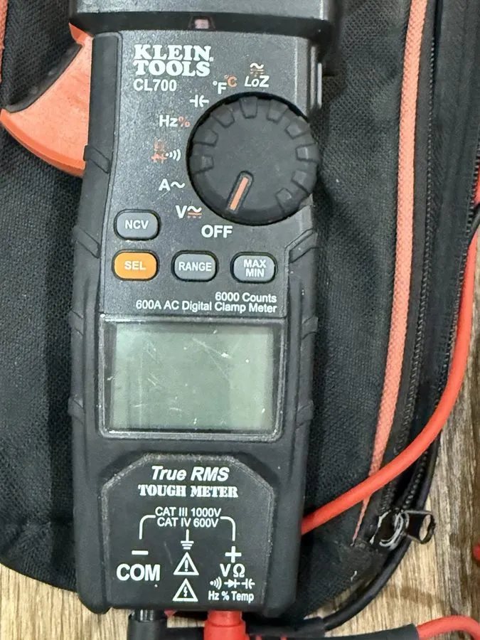 Тестер Cm660 General Purpose Clamp Meter Ac 600amp — фото лота 2