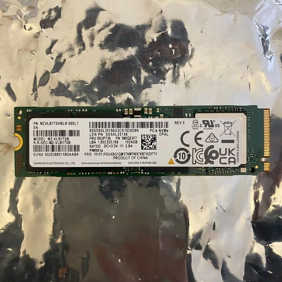 SSD-накопитель Samsung PM981a m.2 1TB NVME 2280 PCIe SSD OPAL MZ-VLB1T0B