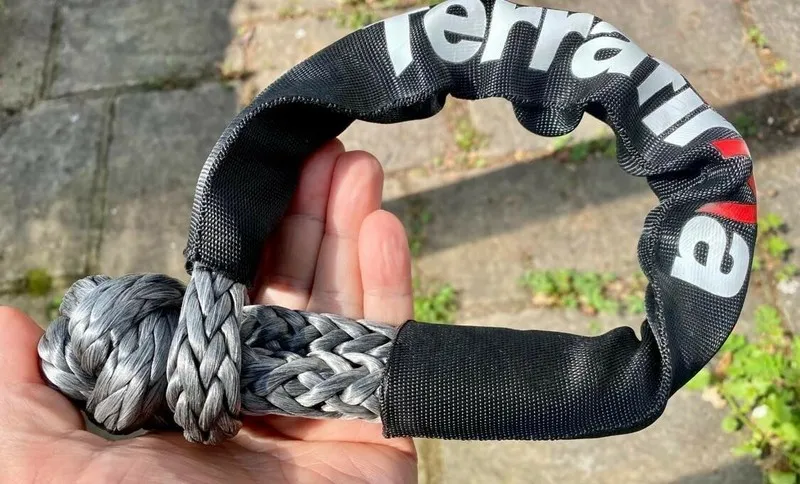 Такелажная скоба Terrafirma Synthetic Soft Off Road Recovery Shackle 9000Kg Load