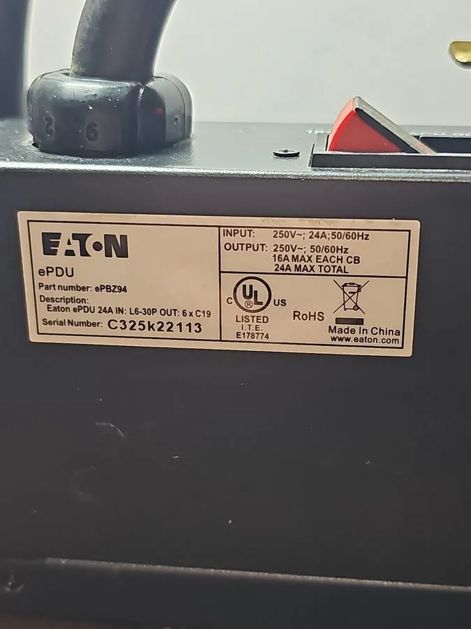 Блок розеток Eaton ePDU EPBZ94 1U Basic Rack PDU 208-240V 24A NEMA L6-30P C19 Ou