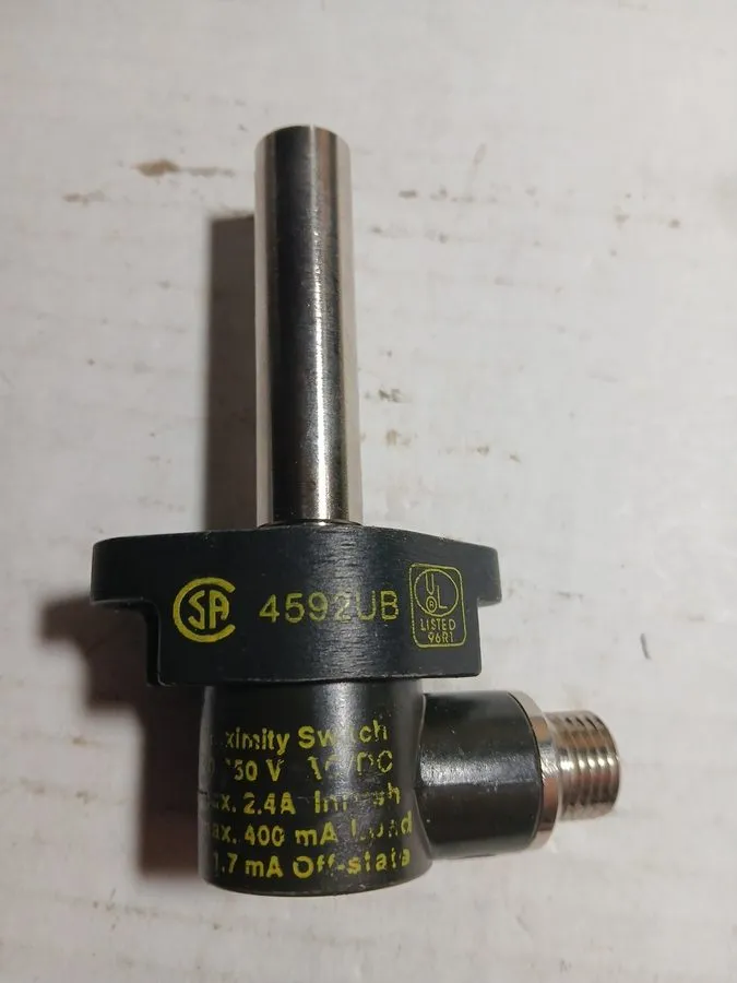 Датчик приближения TURCK UPROX INDUCTIVE PROXIMITY SENSOR Bi2-CRS524-ADZ30X3-B31 — фото лота 1