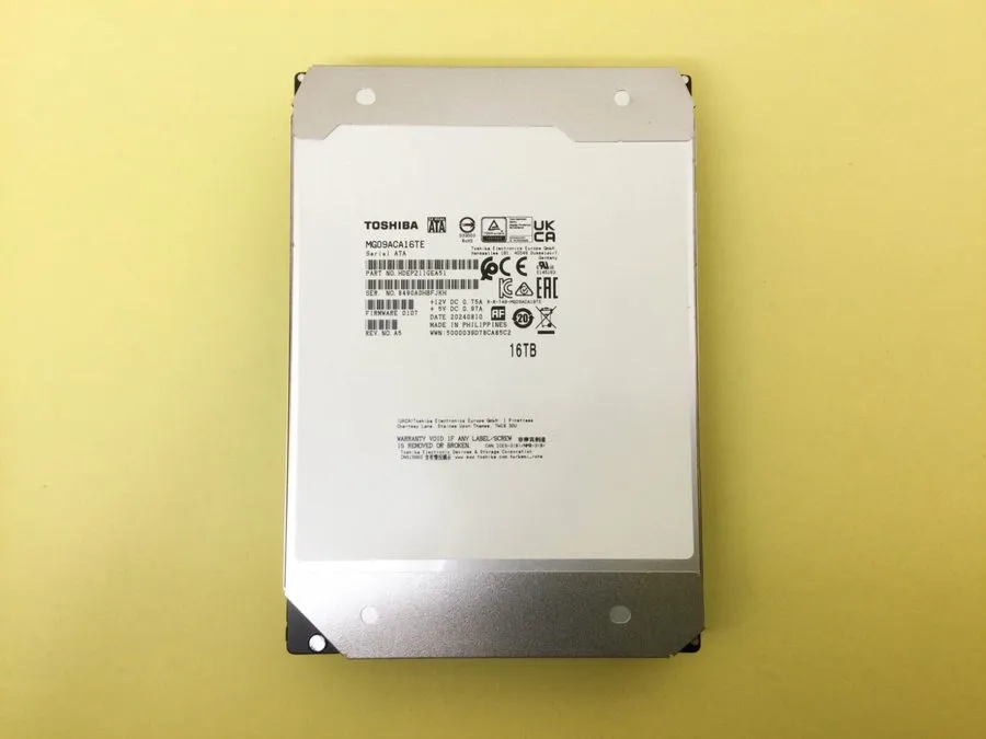 Жёсткий диск 3x Toshiba MG09 16TB 7.2K SATA 6Gb/s 3.5'' 512e HDD MG09ACA16TE