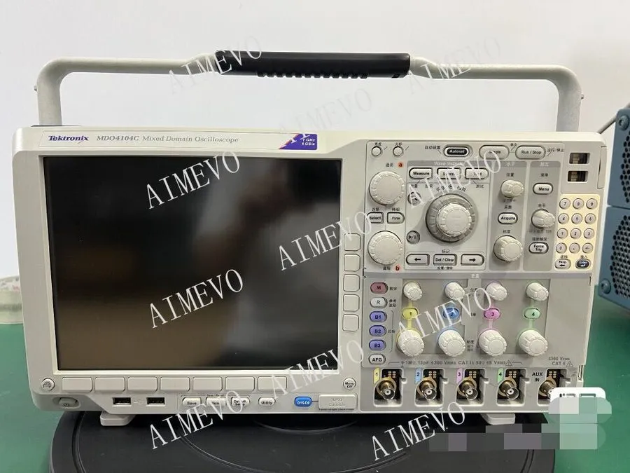 Осциллограф Tektronix MDO4104C 1GHz, 4Ch. 5GS/s Mixed Domain Oscilloscope