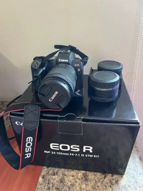 Фотокамера Canon EOS R 30.3MP Mirrorless Camera With Canon RF 50MM f1.8 (PLEASE 