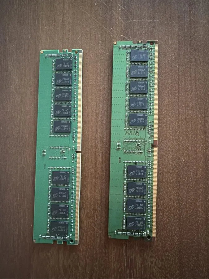 Модуль памяти Micron MTA18ASF2G72PZ-2G3B1 16GB DDR4-2400 2RX8 ECC REG RoHS