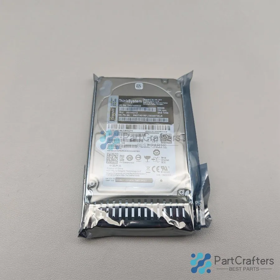 Жёсткий диск Lenovo 00YK012 7XB7A00023 2.5 " 900GB 15K SAS 12G HDD HARD DRIVE