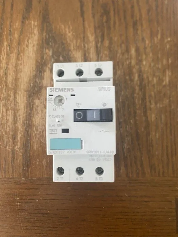 Автоматический выключатель SIEMENS 3RV1011-1JA10 Motor Protection Circuit Breake — фото лота 1