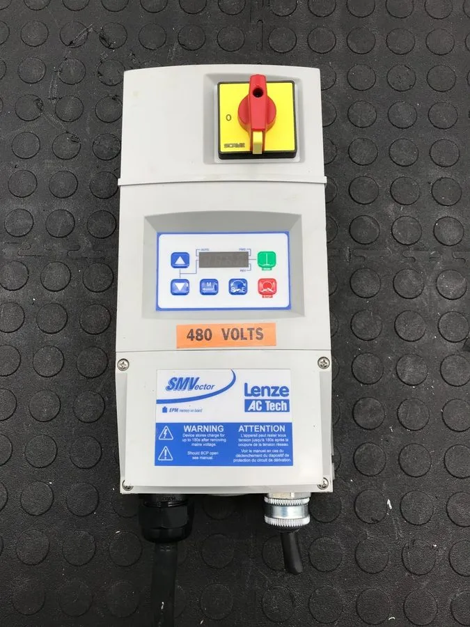Частотный преобразователь LENZE AC TECH ESV751N04TMC SMVector VFD Drive
