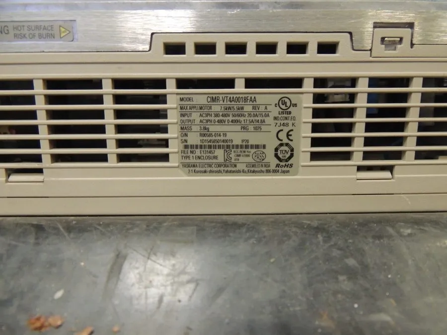 Частотный преобразователь Yaskawa 10HP CIMR-VT4A0018FAA V1000 Variable Frequency