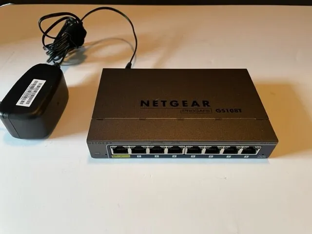 Коммутатор NETGEAR GS108TV2 8-Port Gigabit Ethernet Smart Switch with 1 PD Port 