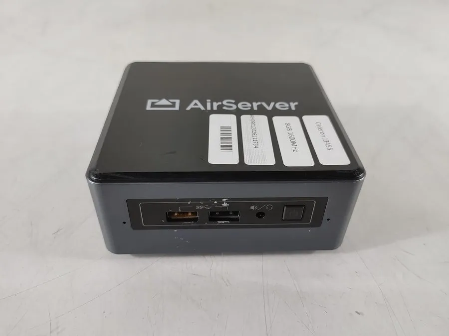 SSD-накопитель Intel NUC6CAY Micro Celeron J3455 1.50 GHz 8 GB RAM No SSD/OS/AC