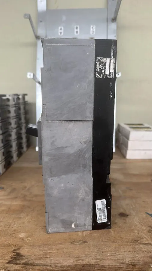 Автоматический выключатель Siemens Sentron LXD63B600 Main Breaker 600A 3-Pole 60 — фото лота 2