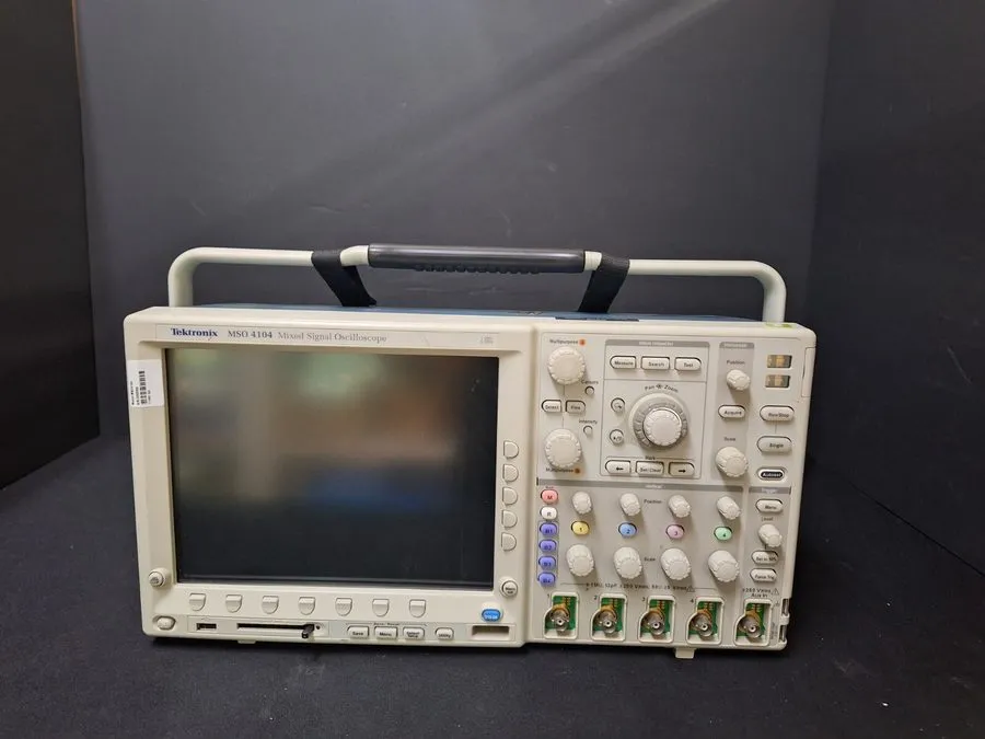 Осциллограф Tektronix MSO4104 1GHz 4 Channel 5GS/s Mixed Signal Oscilloscope