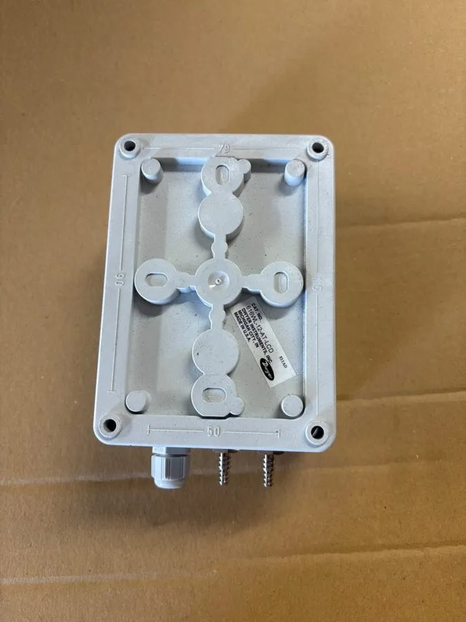 Датчик давления Dwyer 616WL-12-LCD Weatherproof Differential Pressure Transmitte — фото лота 1