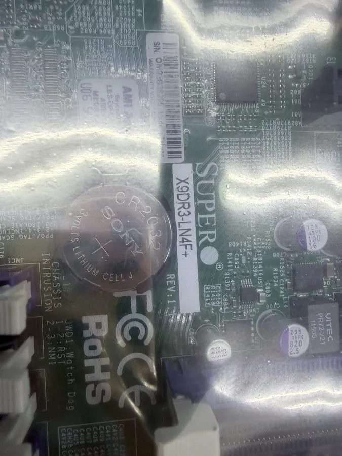 Материнская плата Supermicro MBD-X9DR3-LN4F+-B Motherboard — фото лота 1