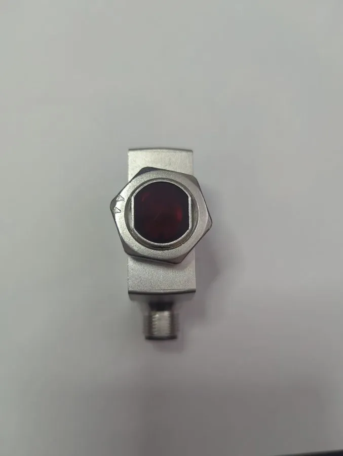 Датчик приближения SICK 1133544 Multifunction Photoelectric Proximity Sensor IO  — фото лота 1